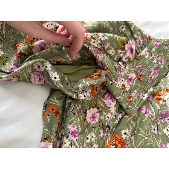 NWT By Anthropologie Wide-Leg Pants Floral Print Olive Green Size 6 - Picture 6 of 9